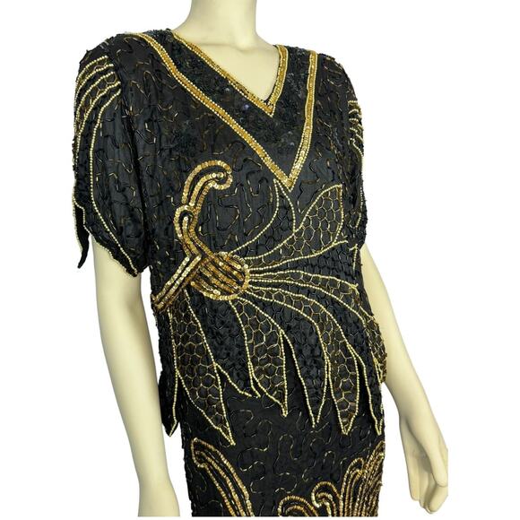 NWT Stunning Vintage silk sequenced beaded black, gold top, skirt set size large - Picture 4 of 17